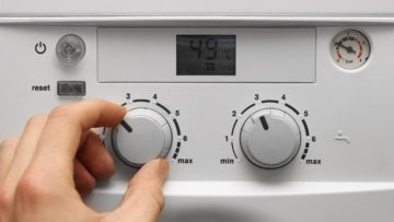 Termosifoni caldi e termostato spento, cause e rimedi